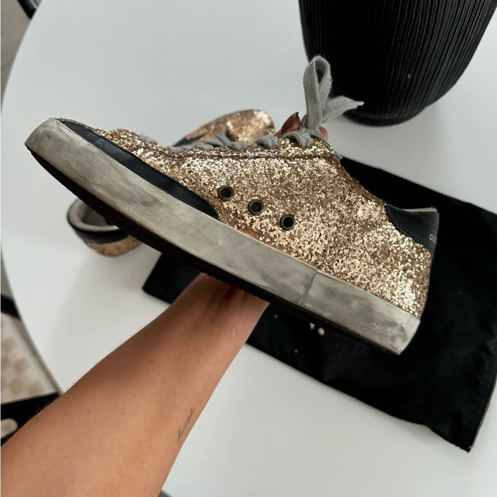 AUTHENTIC gold & black glitter golden goose - Picture 4 of 8